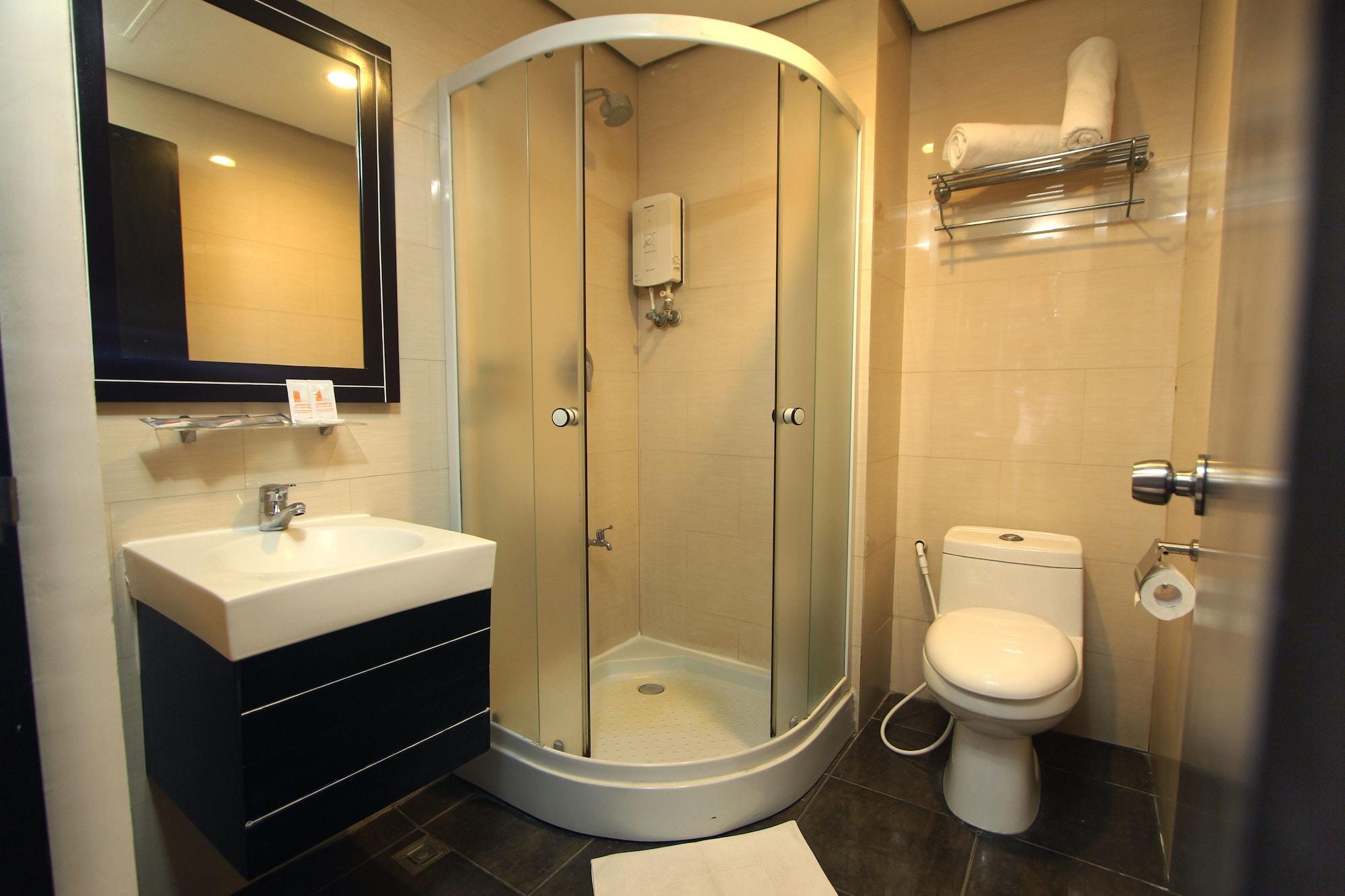 M Citi Suites Себу Экстерьер фото