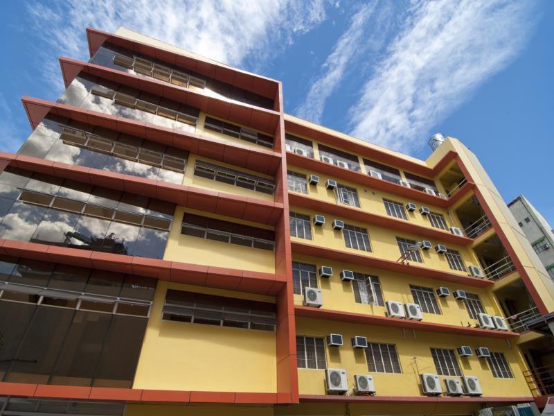 M Citi Suites Себу Экстерьер фото
