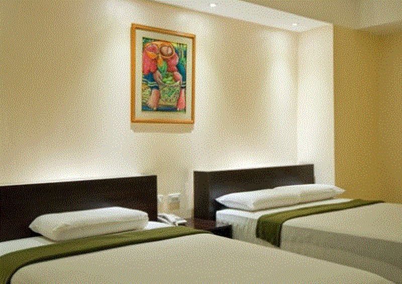 M Citi Suites Себу Экстерьер фото